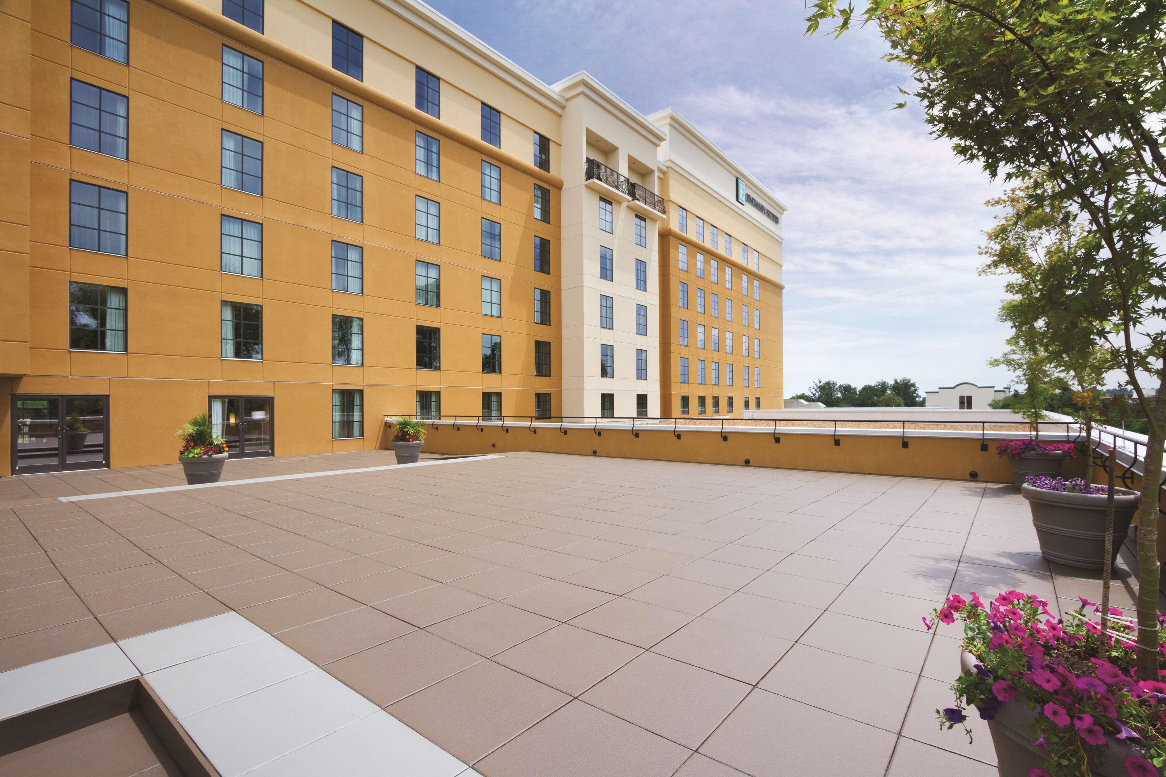 Embassy Suites Chattanooga Hamilton Place Bagian luar foto