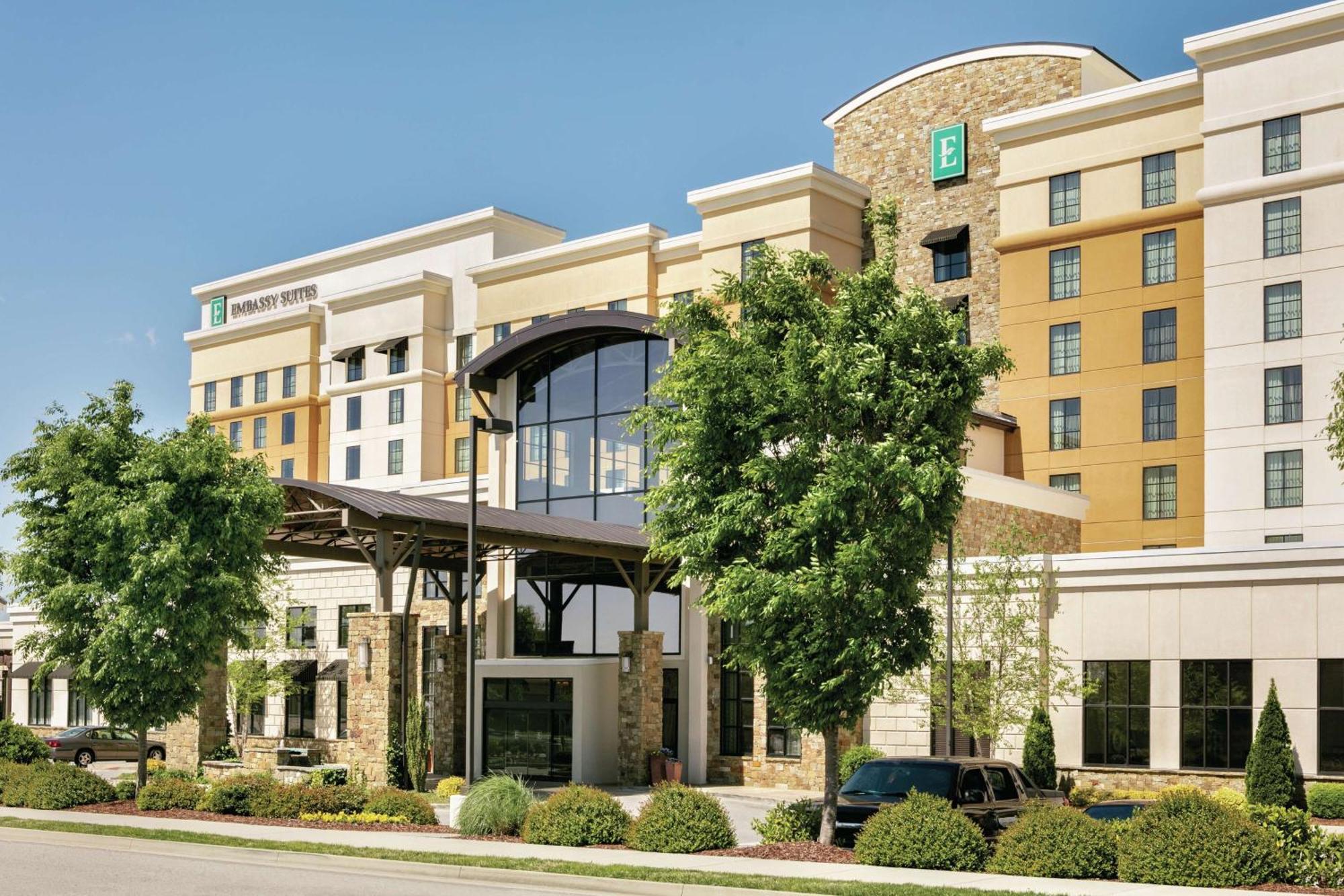 Embassy Suites Chattanooga Hamilton Place Bagian luar foto