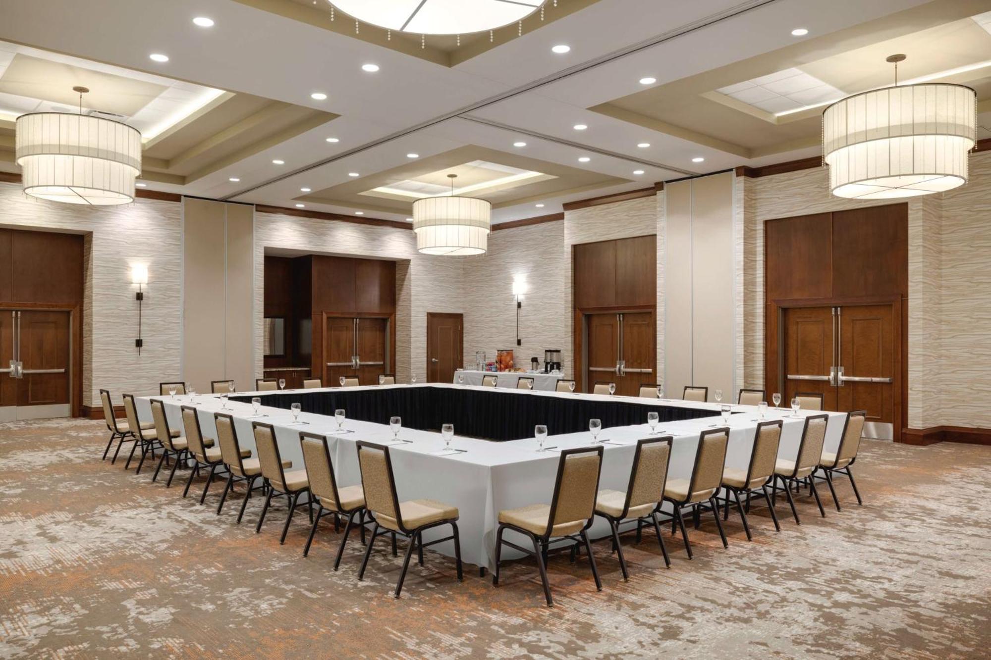 Embassy Suites Chattanooga Hamilton Place Bagian luar foto