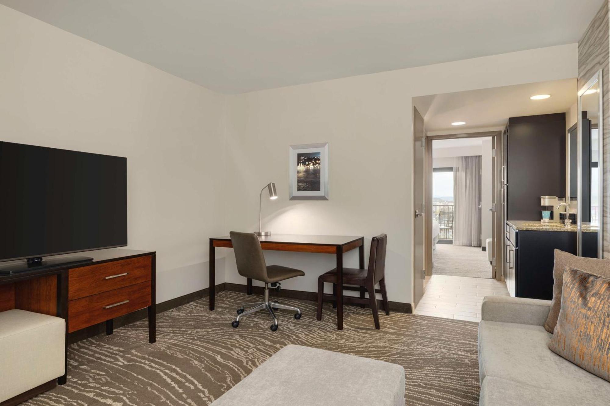 Embassy Suites Chattanooga Hamilton Place Bagian luar foto