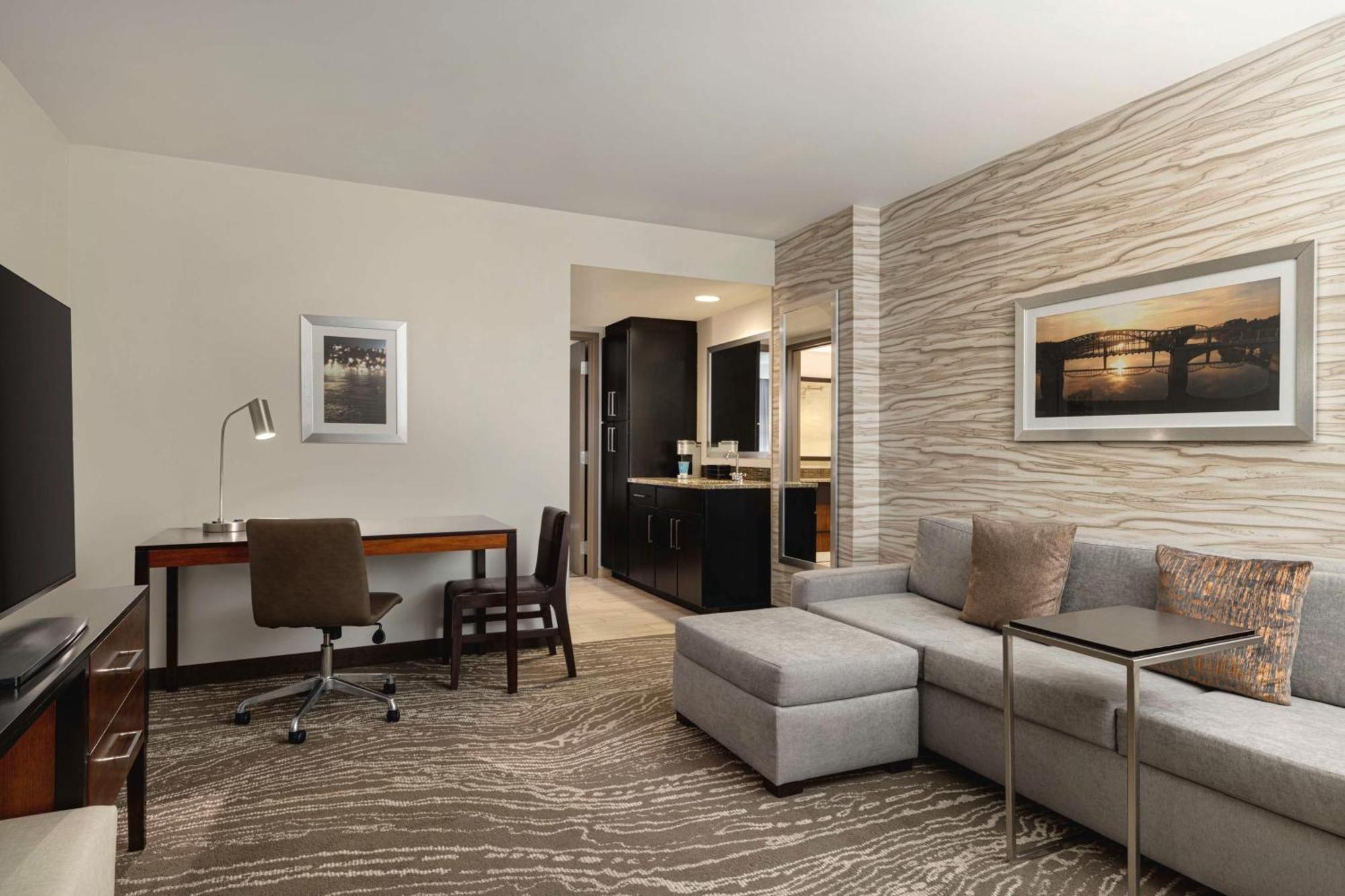 Embassy Suites Chattanooga Hamilton Place Bagian luar foto