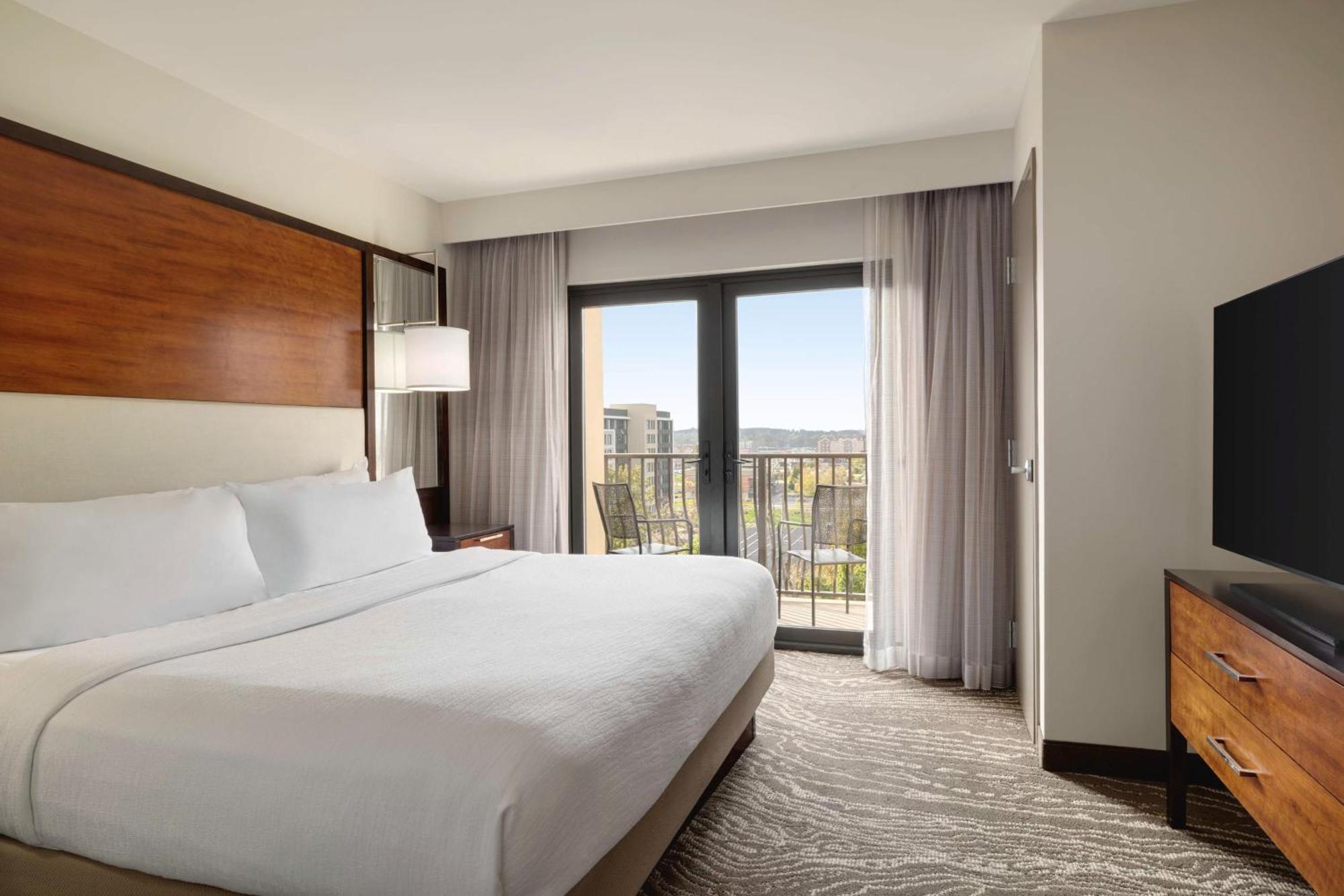 Embassy Suites Chattanooga Hamilton Place Bagian luar foto