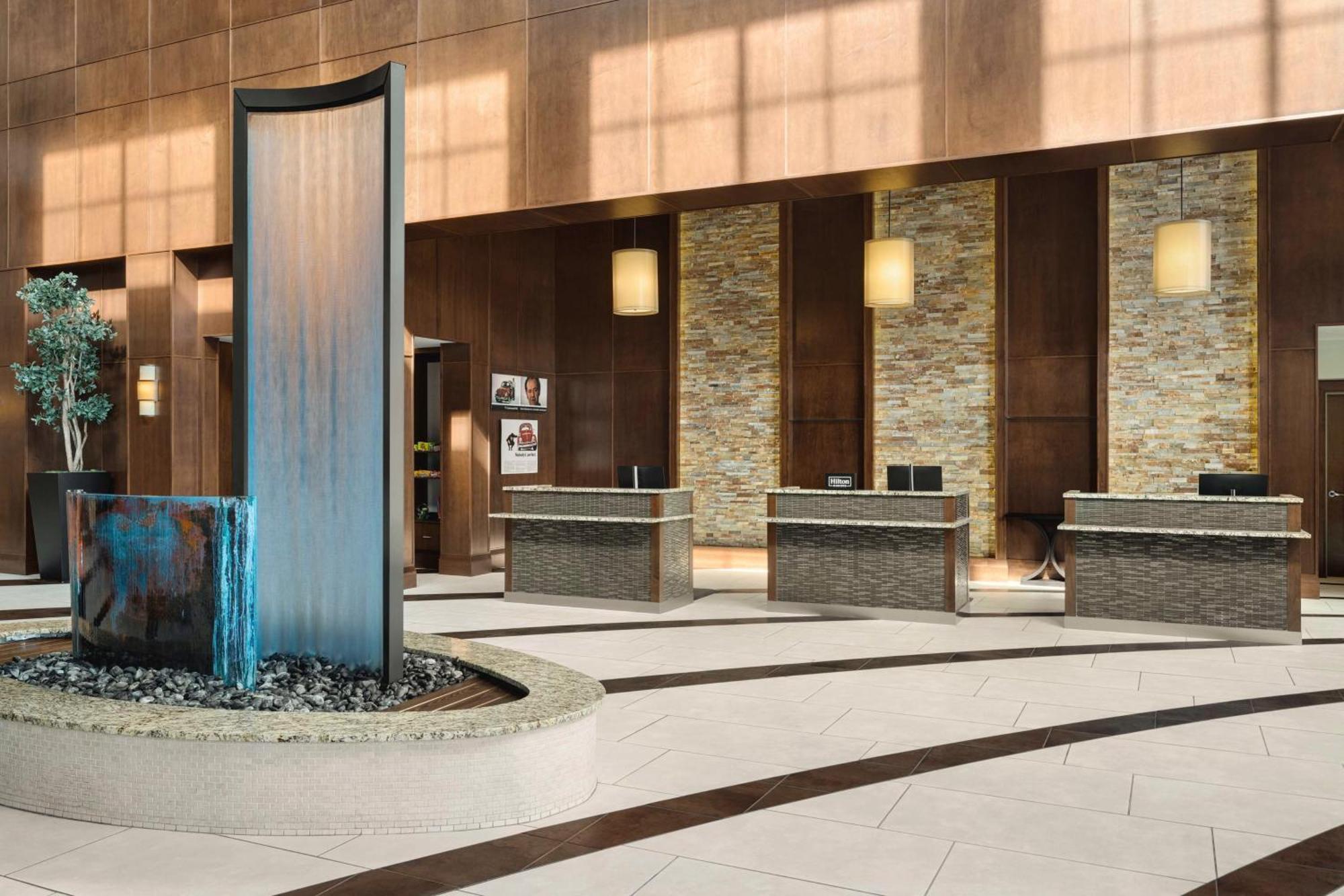 Embassy Suites Chattanooga Hamilton Place Bagian luar foto