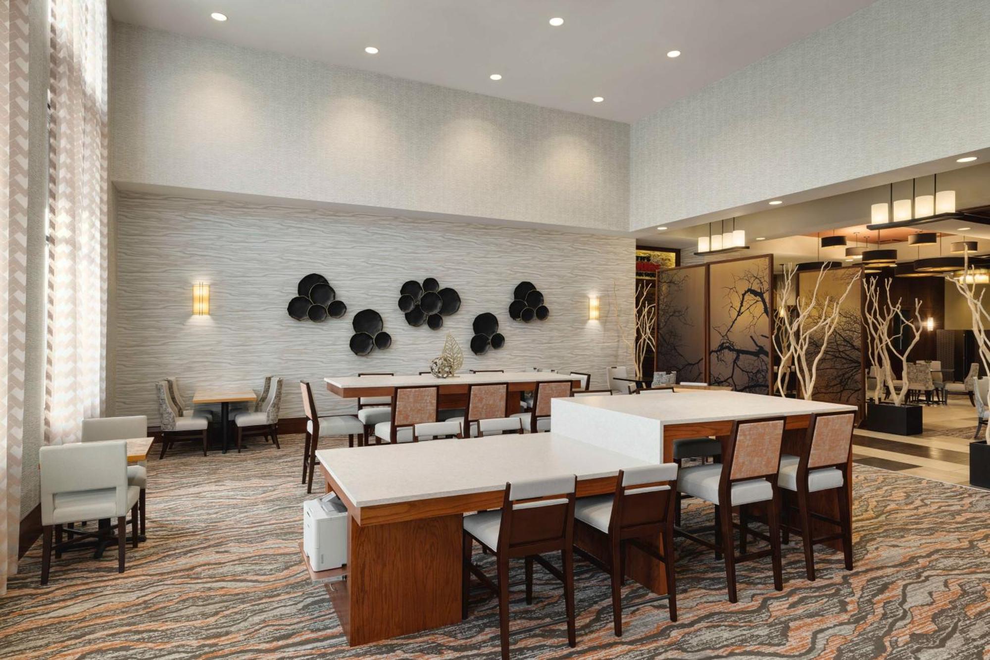 Embassy Suites Chattanooga Hamilton Place Bagian luar foto