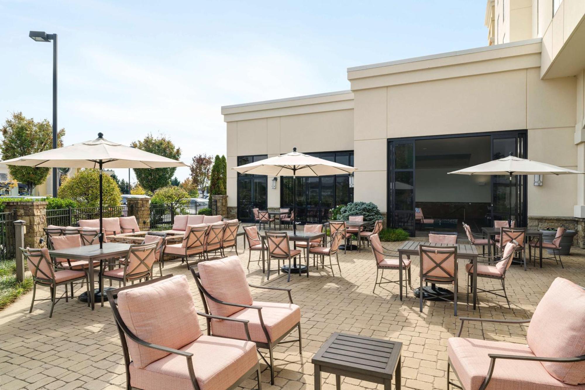 Embassy Suites Chattanooga Hamilton Place Bagian luar foto